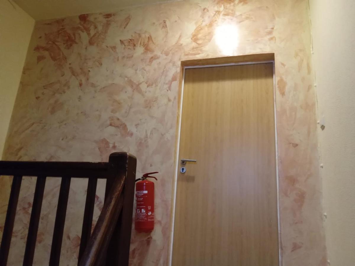 Sleeping Rooms Brema Esterno foto